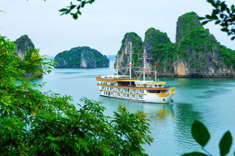 Dragon Legend cruise bahia halong vietnam