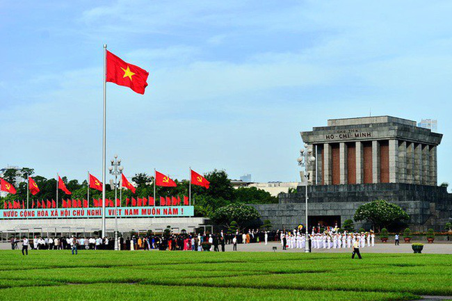 mausoleo de Ho Chi Minh hanoi vietnam