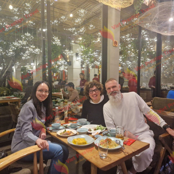 Llegada a Hanoi & Cena Vegetariana de Bienvenida