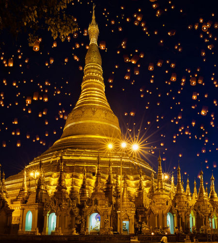 shwedagon pagoda yangon birmania