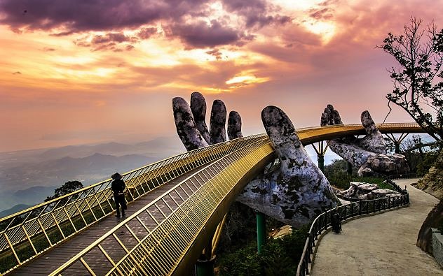 viaje sudeste asiatico puente dorado danang vietnam