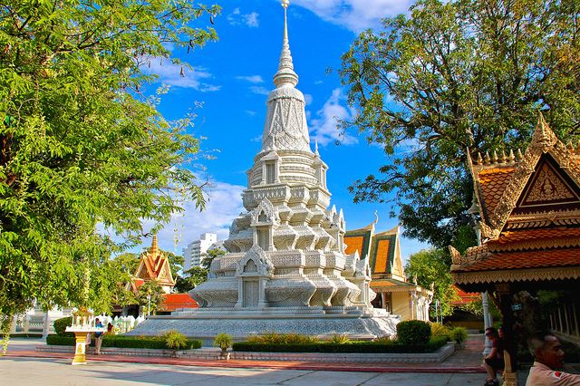 pagoda de plata phnom penh camboya