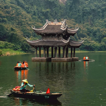 Hanoi - Ninh Binh - Hoa Lu - Trang An 